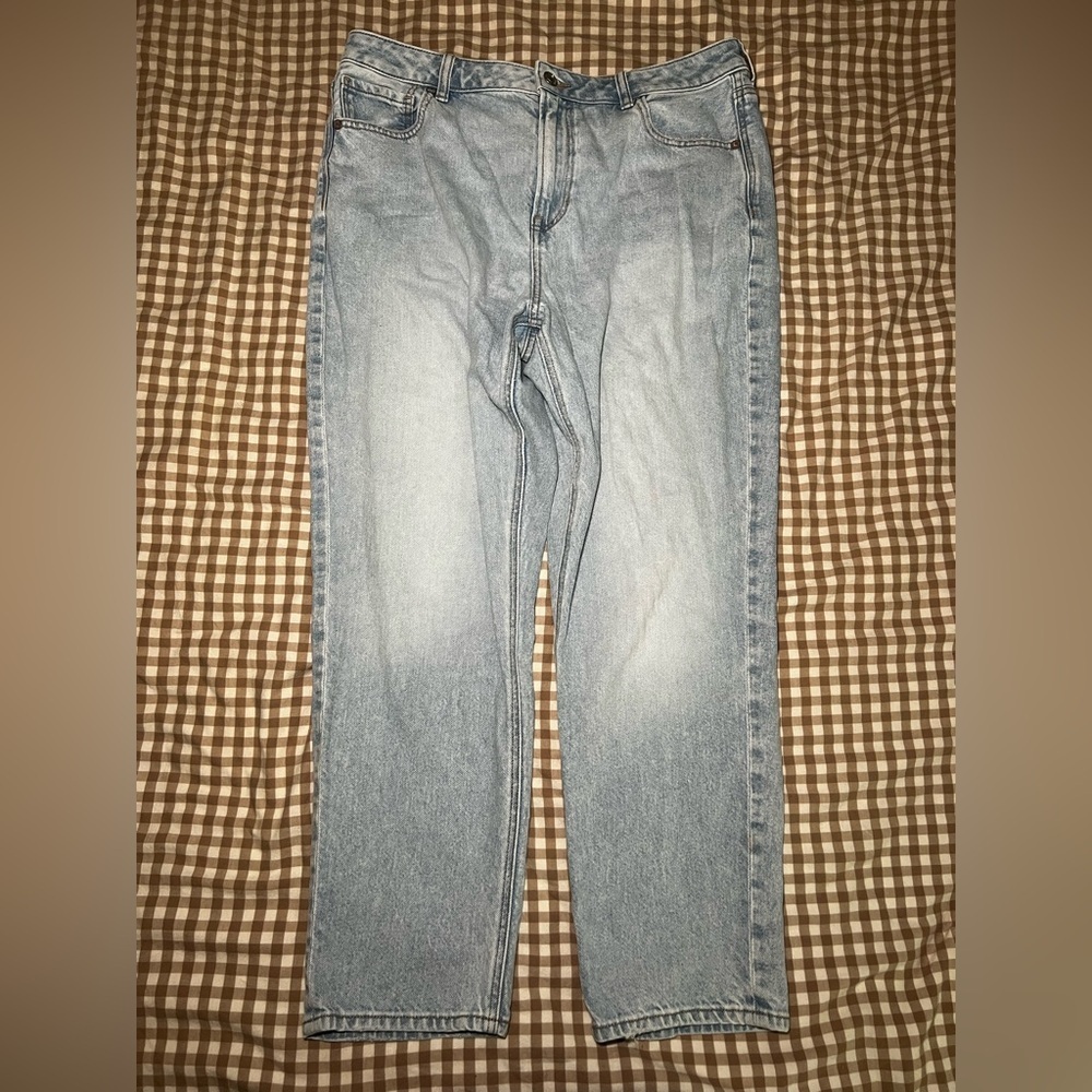 American Eagle Outfitters Light Blue Mom Jeans